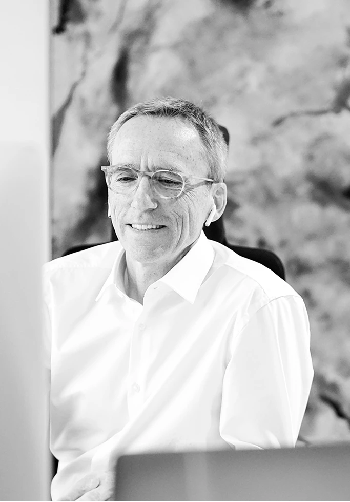 Martin Kassebohm im Beratungsgespräch, Kassebohm Steuerberatungskanzlei Berlin